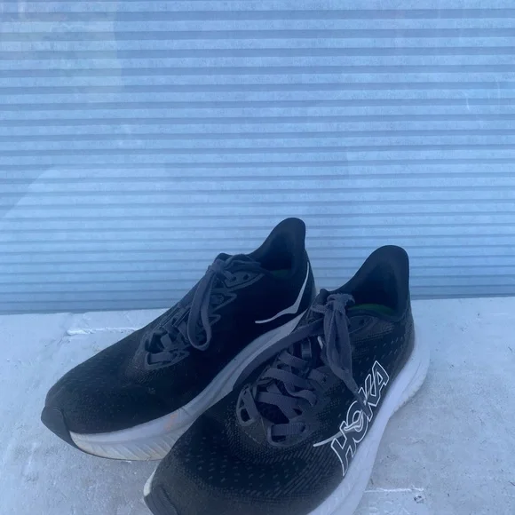 Hoka One One Mach 6 Women's Black White Running Sneakers Size 7B - Picture 3 of 15